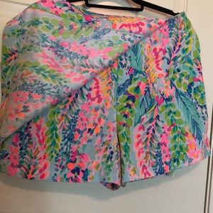 Lilly Pulitzer Shorts - Lilly Pulitzer Catch The Wave skort size 12 Lilly Pulitzer Shorts - Lilly Pulitzer Catch The Wave skort size 12
